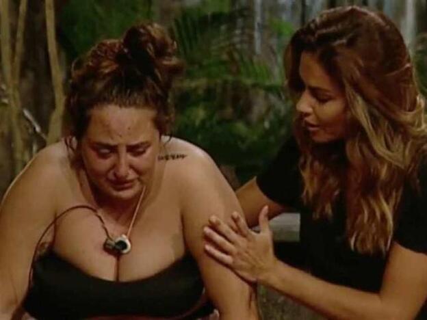 El ataque de ansiedad de Rocío Flores ante el último desprecio de su madre, Rocío Carrasco