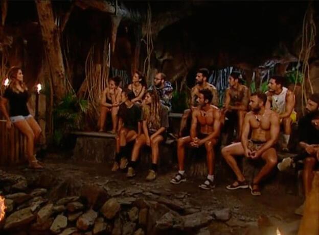 Las lágrimas de los concursantes de 'Supervivientes 2020' al contarles la situación en España por el coronavirus