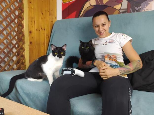 Joana Pastrana con #mujerhoyencasa: "Os recomiendo que hagáis un poco de deporte, porque alivia mental y físicamente"