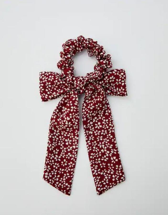 Coleteros bonitos para que tu moño casero esté a la última