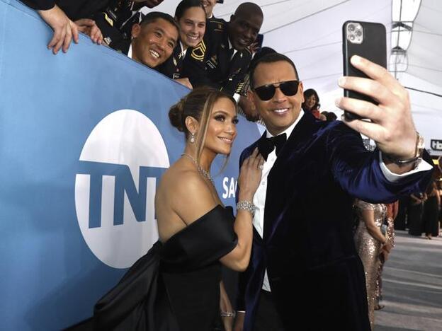 Las celebrities se han enganchado a TikTok durante la cuarentena (y sabemos por qué)