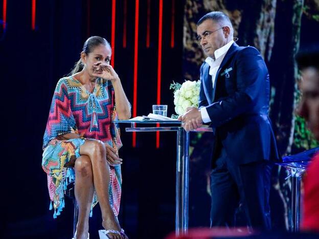 Isabel Pantoja se desahoga con Jorge Javier Vázquez: lo que peor lleva del aislamiento