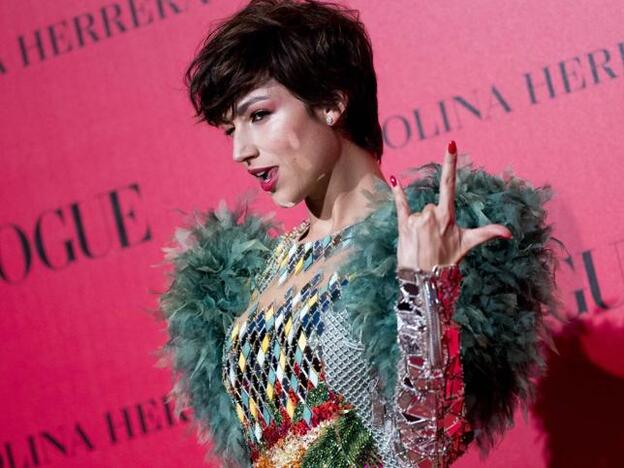 Úrsula Corberó se corta el pelo y el flequillo en casa desde siempre: este es su truco para que no se noten los trasquilones