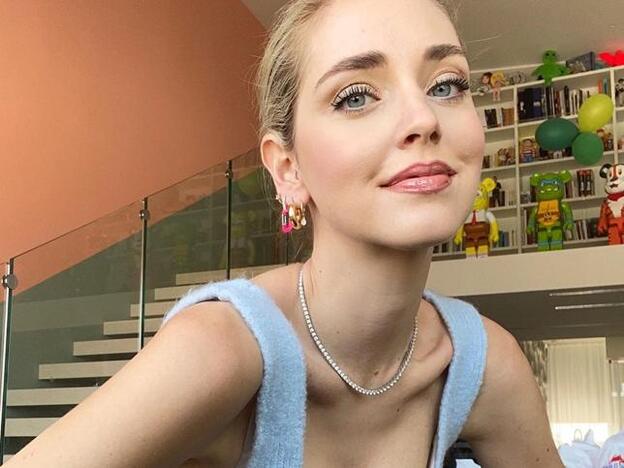 Chiara Ferragni también tiene el top de punto low cost de Zara que más éxito ha tenido esta temporada
