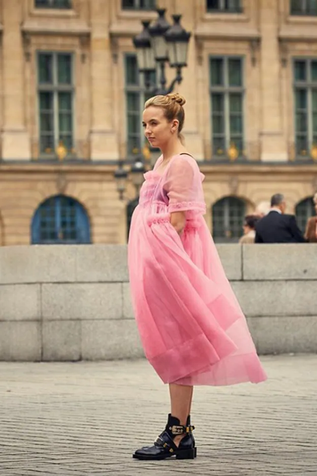 novedad Anciano Bendecir Te vas a arrepentir de no comprar el increíble vestido rosa que acaba de  sacar H&M por menos de 10 euros | Mujer Hoy