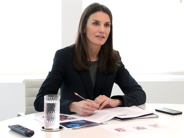 ¿Son las canas de la Reina Letizia un gesto de solidaridad o de rebeldía?