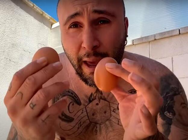 Así hace Kiko Rivera el bizcocho 'a lo Paquirrín'