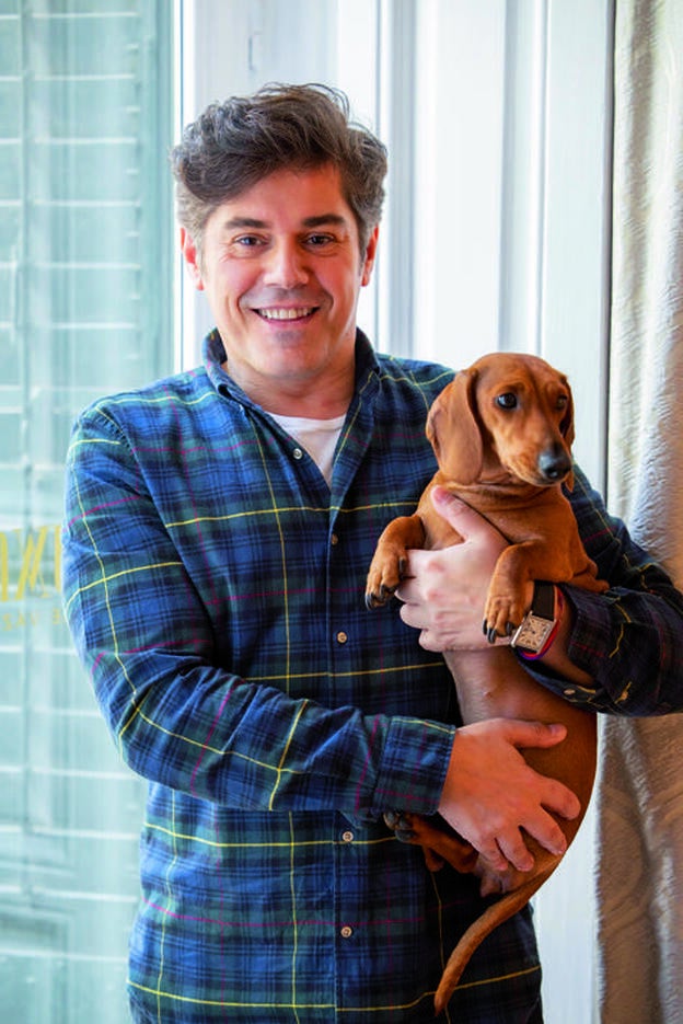 Jorge Vázquez: "Mi perrita, Olivia, causa furor por la calle, pero no es muy receptiva a los halagos"