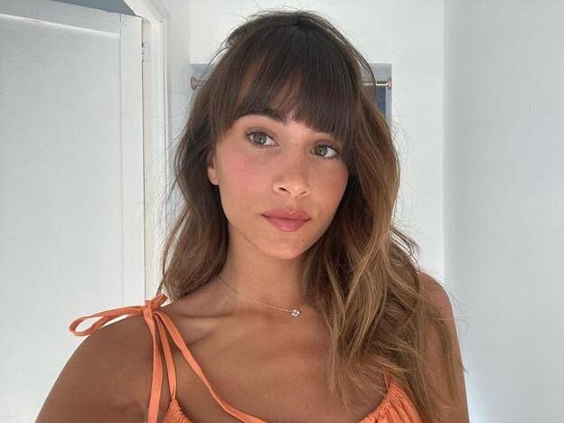 El truco de Aitana para conseguir el efecto de unos labios más gruesos con un maquillaje muy natural