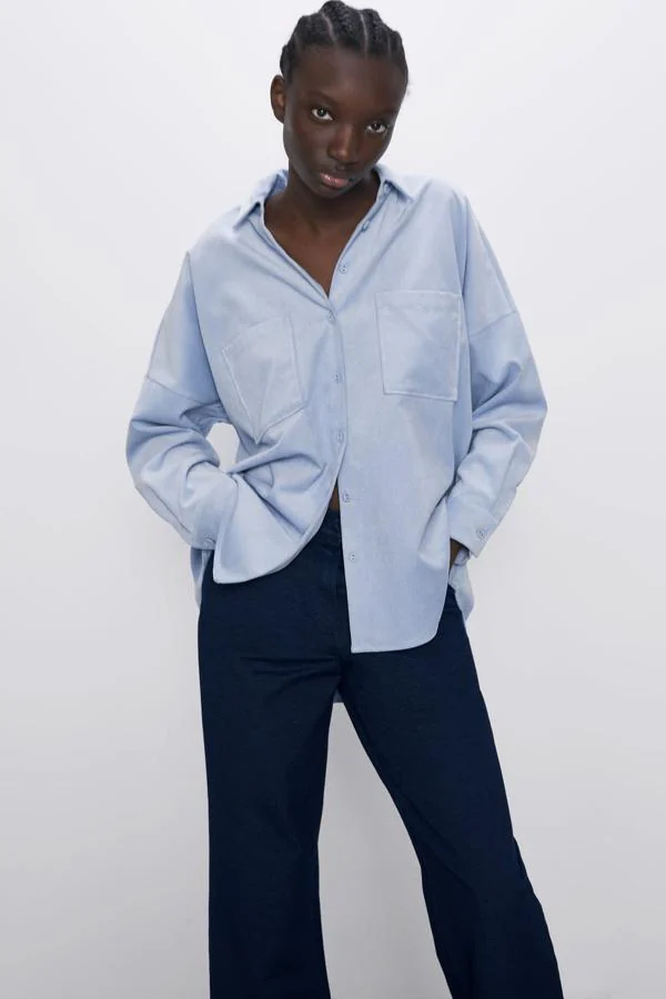Registrarse Lejos defensa Fotos: El comodín que necesitas en tu armario para tus mejores estilismos  es una camisa azul | Mujer Hoy