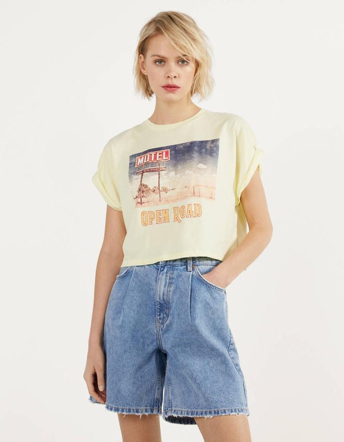 Once camisetas cropped ideales para presumir de figura con estilo