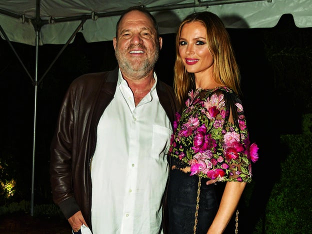 Georgina Chapman y Harvey Weinstein en 2017, meses antes de que se conocieran las denuncias por violación y acoso del productor./getty