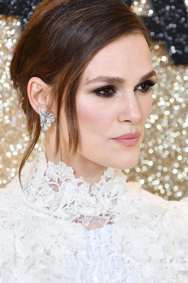 Dos trucos para mantener unas cejas bonitas y definidas en casa hasta que puedas ir a tu brow bar de confianza