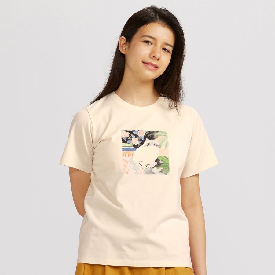 La colección de camisetas de Uniqlo dedicada a los gatos es ideal las amantes de los felinos