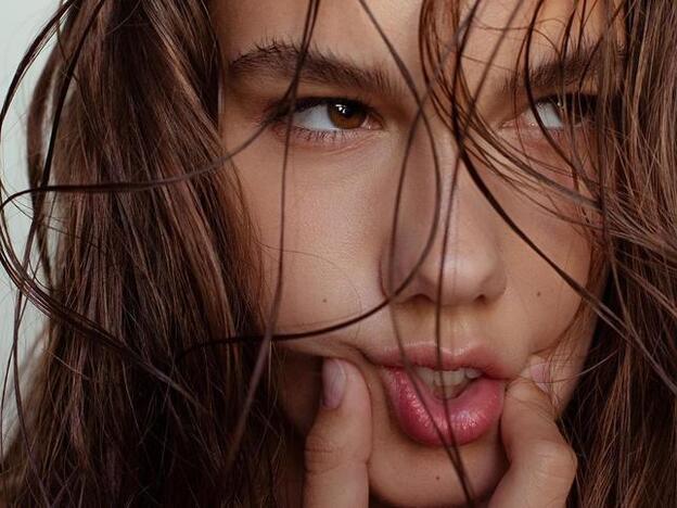 Si quieres que tus cejas y pestañas crezcan más rápido tienes que probar este aceite