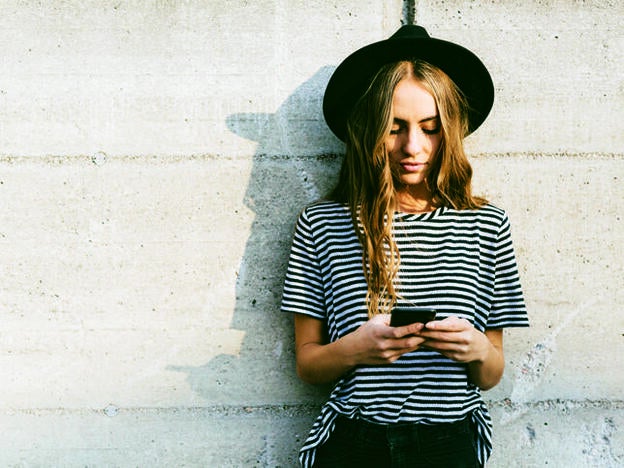 Lo que de verdad estás pagando cuando te descargas una app gratuita