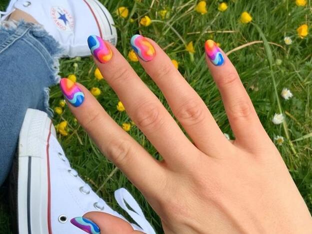 Este es el quitaesmalte en crema y sin acetona que además hidrata tus uñas