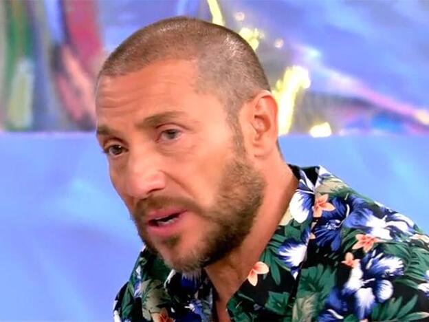 El golpe definitivo a Rocío Carrasco se lo da su exmarido: "Si mis hijos no se llevaran bien con Olga, no estaría con ella"