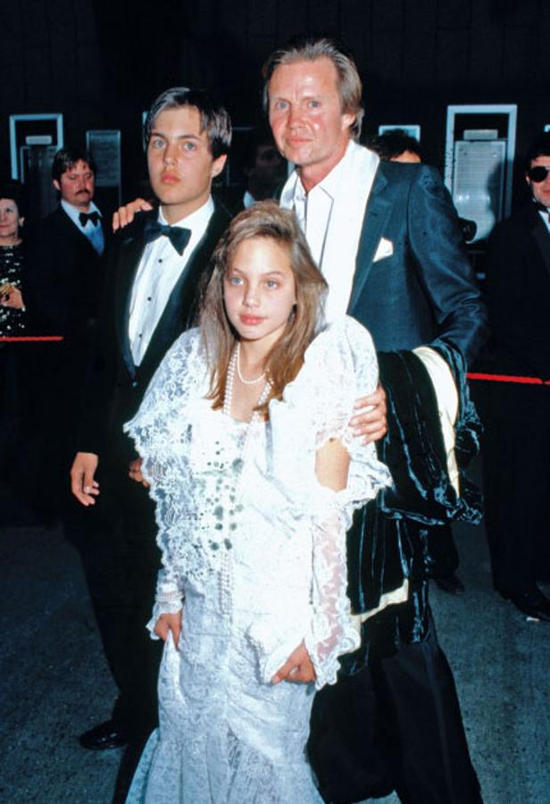 Los fabulosos 45 años de Angelina y los looks que más han dado que hablar