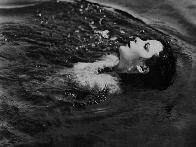 La influencer que da las clases de sexo por TikTok que se han hecho virales y no te puedes perder