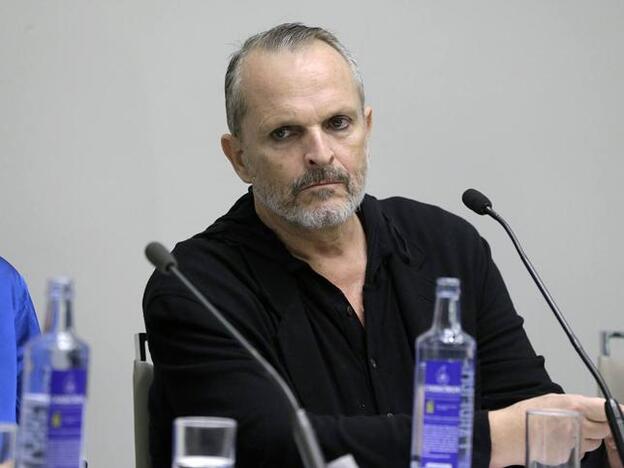 Miguel Bosé vuelve a sacudir Twitter con un hilo sobre la vacuna del coronavirus