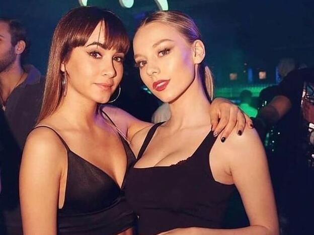 Esta es la base de maquillaje que Aitana y Ester Expósito usan para tener buena cara durante horas (y sin retoques)