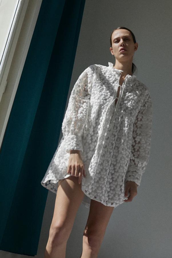 Once vestidos mini con volumen de Zara, Bershka y Stradivarius perfectos para disimular tripa este verano