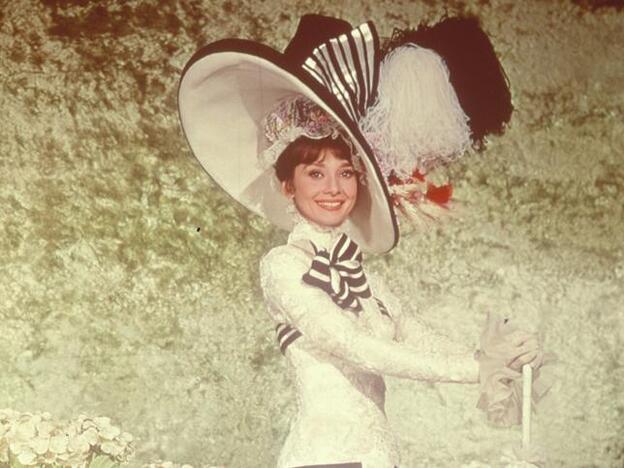 Descubrimos a la mejor amiga (secreta) de Audrey Hepburn: una de las intelectuales más importantes del siglo XXI