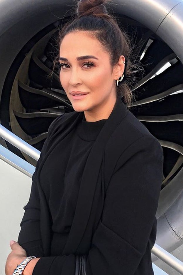 Vicky Martín Berrocal y Cristina Pedroche tienen la pedicura ideal si quieres vestir de negro en verano