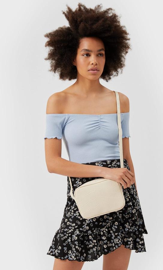 Las bandoleras de Zara, Stradivarius y Pull&Bear que tienes que fichar para las rebajas