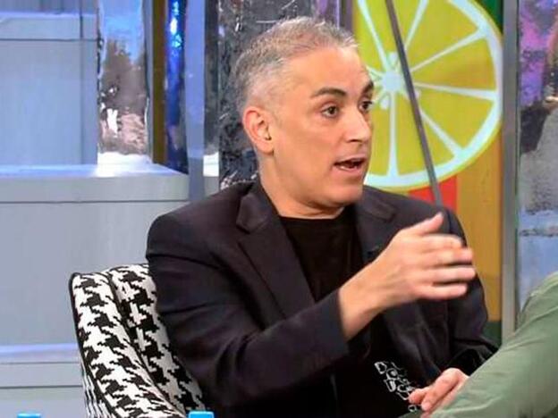 Kiko Hernández sufre un accidente de coche junto a sus hijas