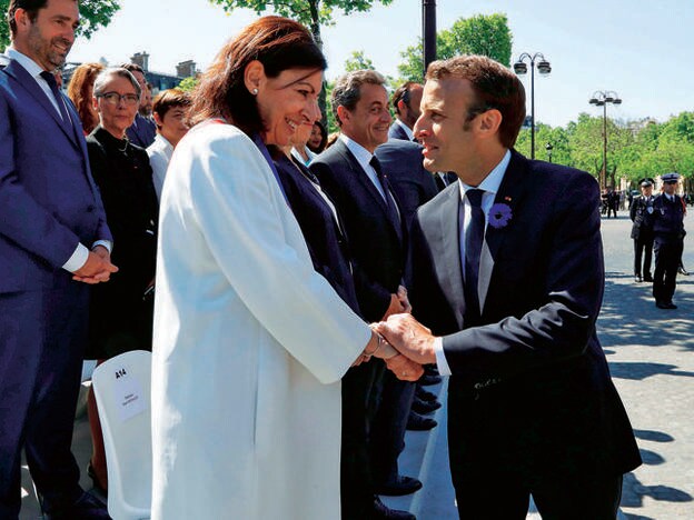 Hidalgo, con el presidente Macron.