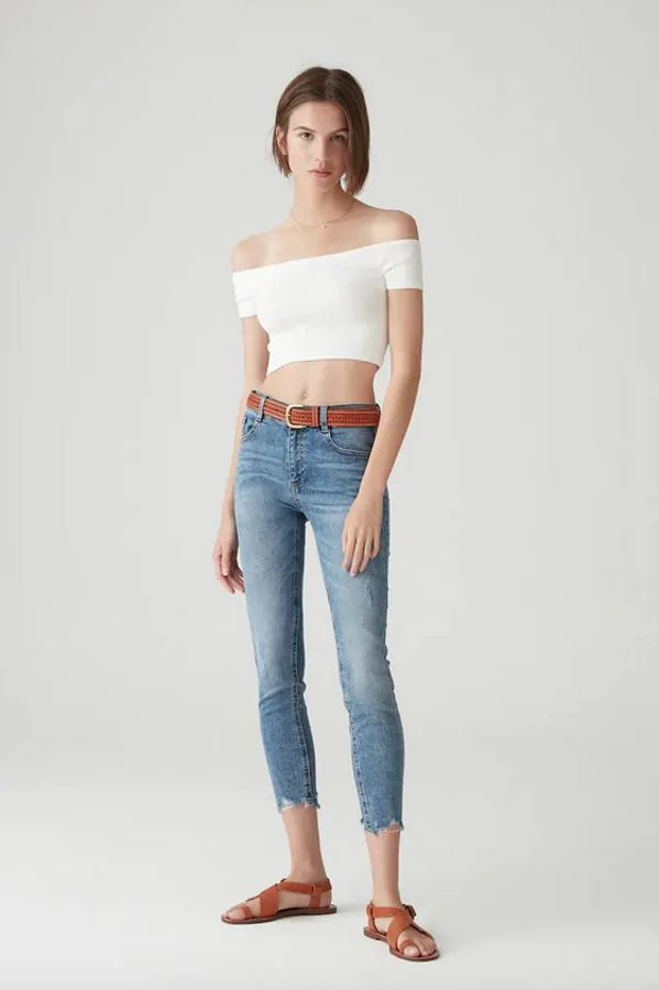 Estos son los jeans que necesitas si quieres parecer más alta (y algunos están rebajados)