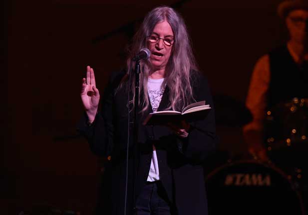 Patti Smith: 'El año del mono' o las mil vidas de la 'chamana del punk'