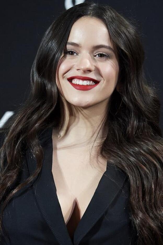 Estos son nuestros diez looks de pelo favoritos de Rosalía (y el que menos nos gusta)