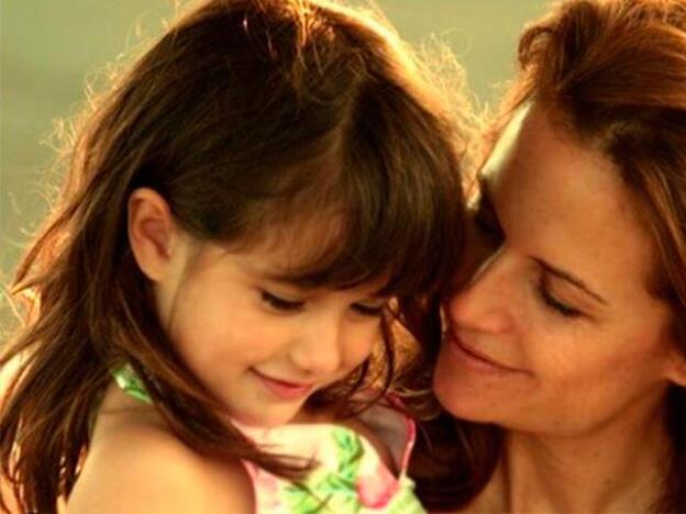 El desgarrador mensaje de despedida de Ella Travolta tras la muerte de su madre