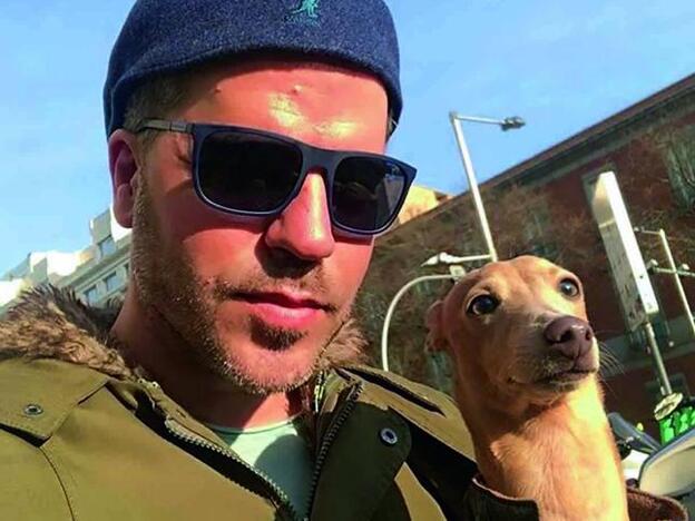 Ernesto Sevilla: "Le puse una jaula a la televisión para que Elvis no mordiera los cables"