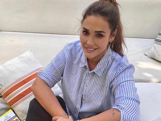 Cómodos, en blanco y muy baratos: estos pantalones de Zara son los favoritos de Vicky Martín Berrocal