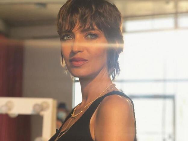 El vestido negro de Sara Carbonero, un básico que no puede faltar en tu armario este verano