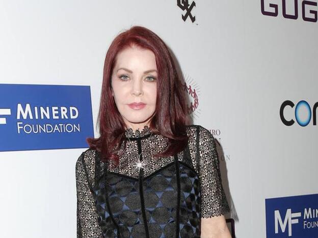 Priscilla Presley rompe su silencio tras el suicidio de su nieto con este desgarrador mensaje