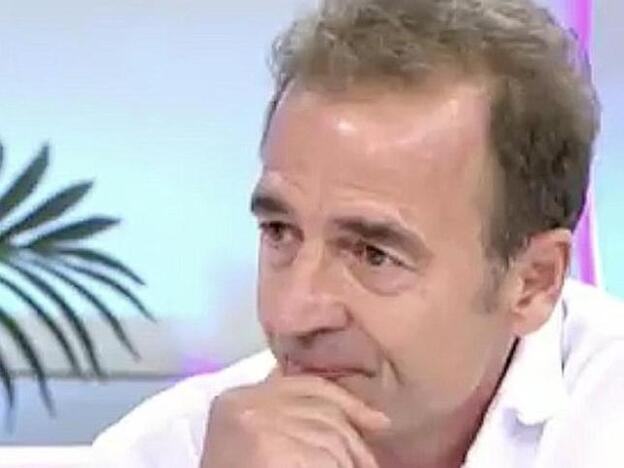 Alessandro Lequio se derrumba el directo al ver unas imágenes de su hijo