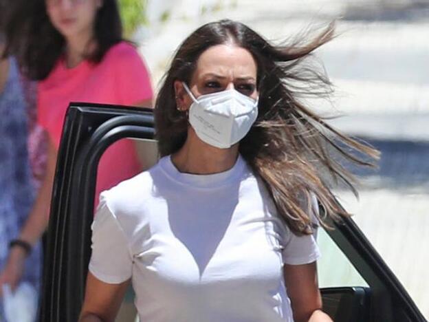 La reacción de Eva González a las declaraciones bomba de Karelys Rodríguez sobre su romance con Cayetano Rivera