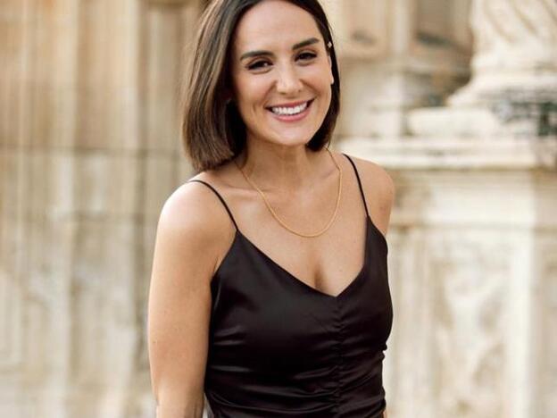 Colorete, iluminador y labial hidratante: Tamara Falcó estrena TikTok con el maquillaje que lo disimula todo y pone buena cara al instante