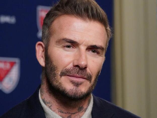 David Beckham recrea 15 años después una de sus fotos más sexys y el resultado es increíble