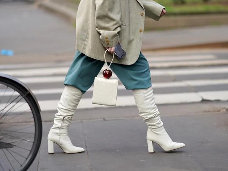 célula Enemistarse familia Fotos: Botas y botines blancos que estilizan, son pura tendencia y elevan  looks de entretiempo a otro nivel | Mujer Hoy