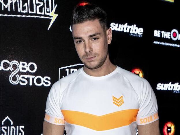 Todos los famosos españoles que puedes encontrarte en OnlyFans haciendo 'soft porno' (para ganarse un dinero)