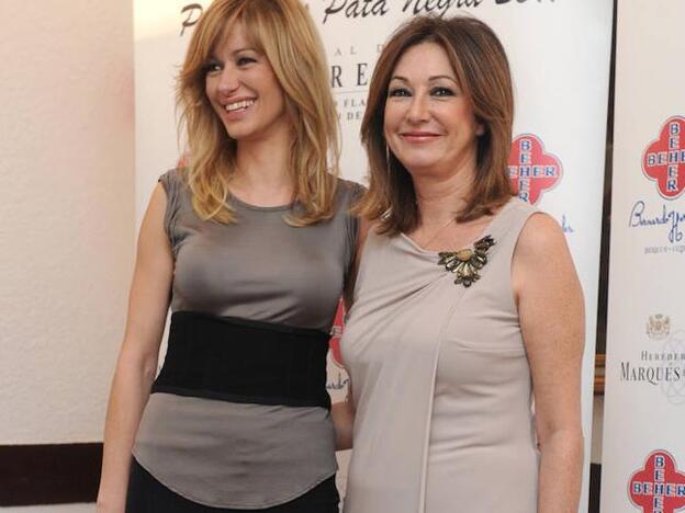 Susanna Griso sale en defensa de Ana Rosa Quintana ante los insultos recibidos en redes (y esta se lo agradece)