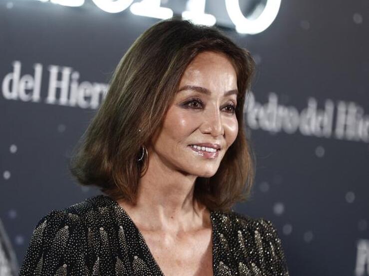 Los looks de Isabel Preysler que demuestran que es y será siempre un icono de estilo