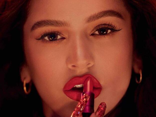 Entrevistamos a Rosalía: "En el escenario soy un medio de transmisión de energía y emociones"