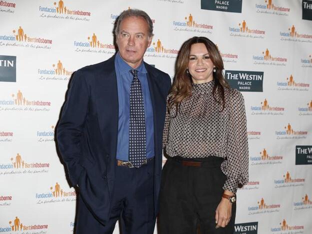 Fabiola Martínez, la mujer de Bertín Osborne, anuncia que su hijo ha dado positivo en coronavirus